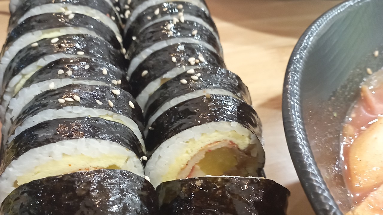 편의점 김밥 속재료 구성 비교: 참치·불고기 비율과 영양 성분